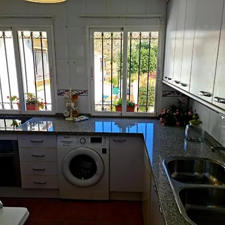 Blue Jasmine Apartament *